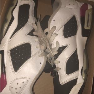 Jordan 6 size 7y